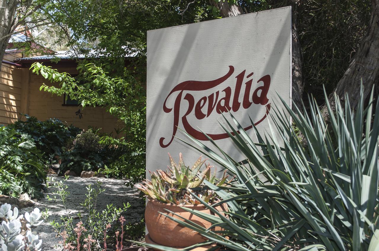 Trevalia Accommodation Penwortham Bagian luar foto